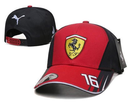 Gorra de malla de visera plana con bordado