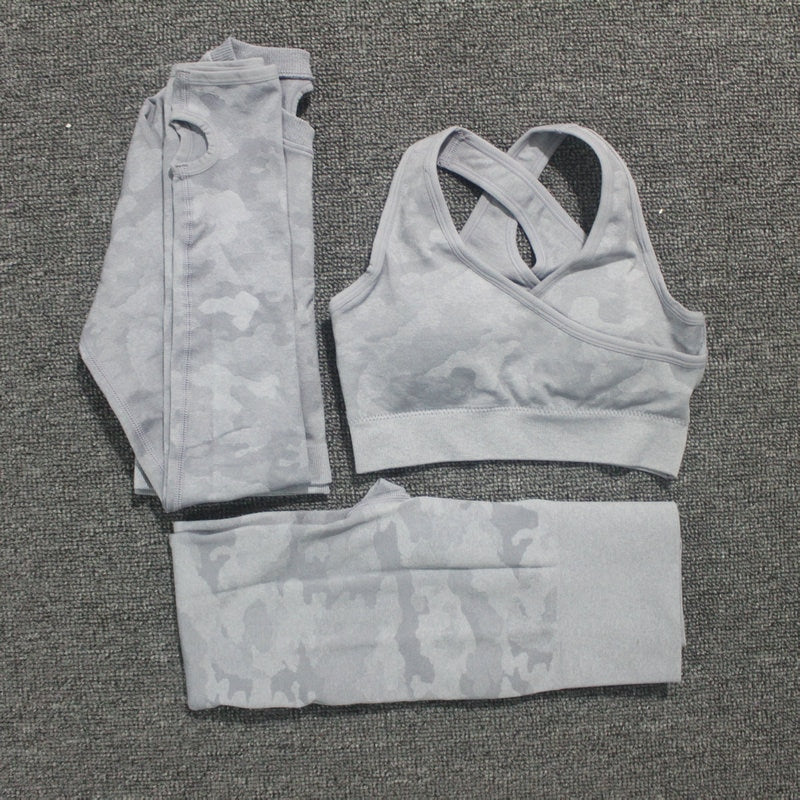 Conjunto de yoga de camuflaje: sujetador deportivo y leggings