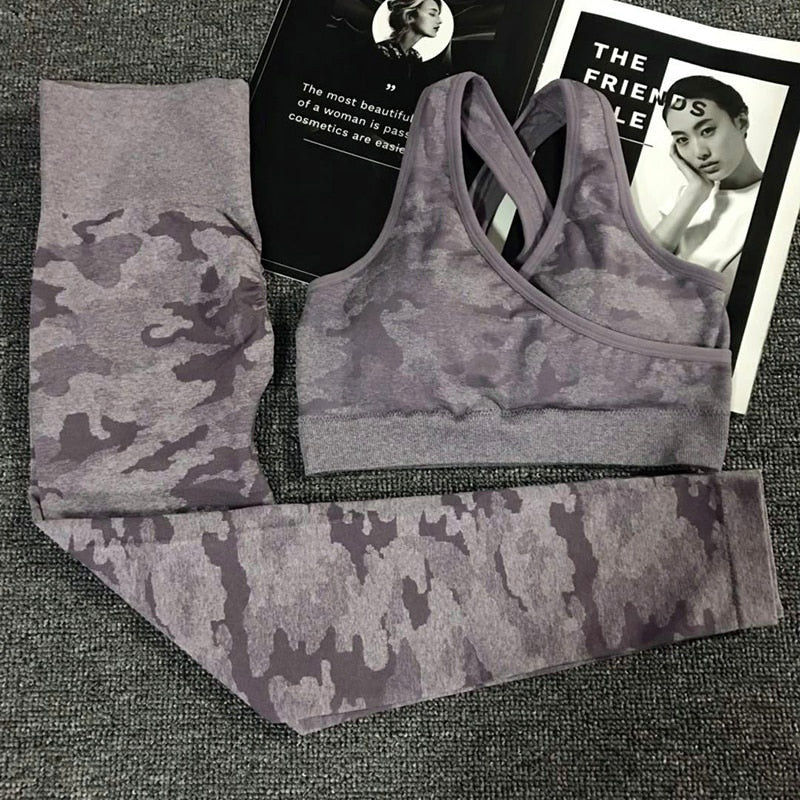 Conjunto de yoga de camuflaje: sujetador deportivo y leggings