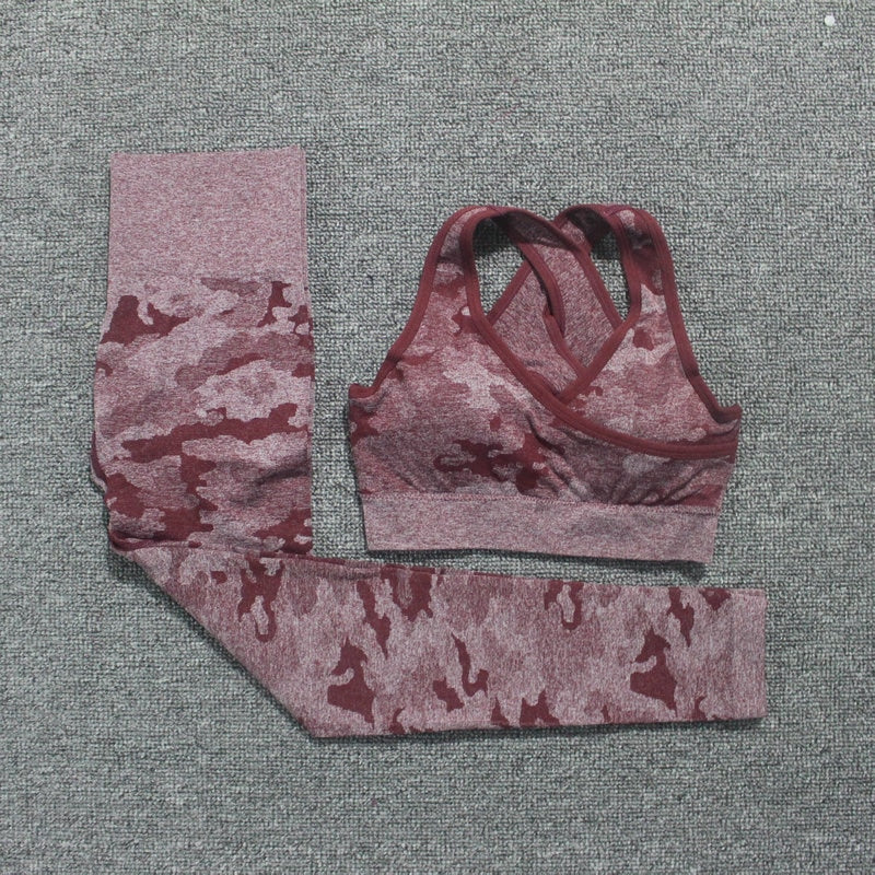 Conjunto de yoga de camuflaje: sujetador deportivo y leggings