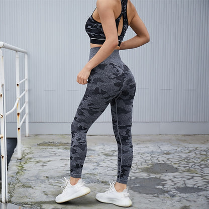 Conjunto de yoga de camuflaje: sujetador deportivo y leggings